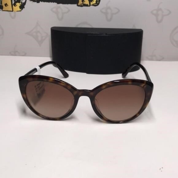 New Authentic Prada SPR 02V-F 2AU-6S1 Women’s Sunglasses – Tortoise - Picture 6 of 11